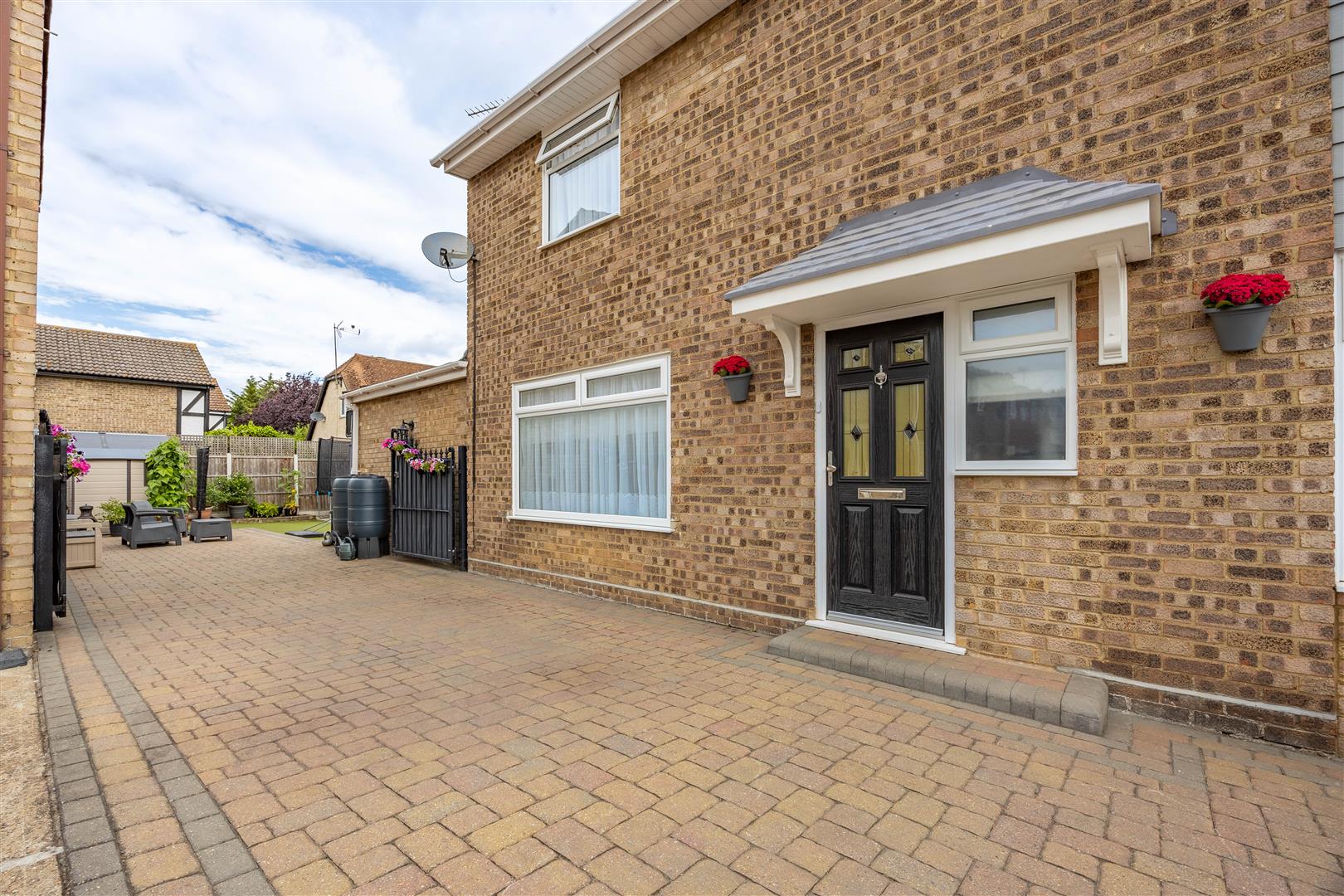 Driveway/Rear Garden Access